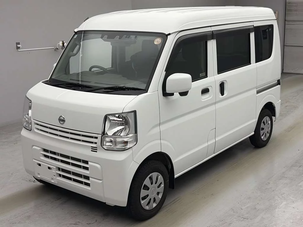 Nissan NV100 Clipper DR17V 2022